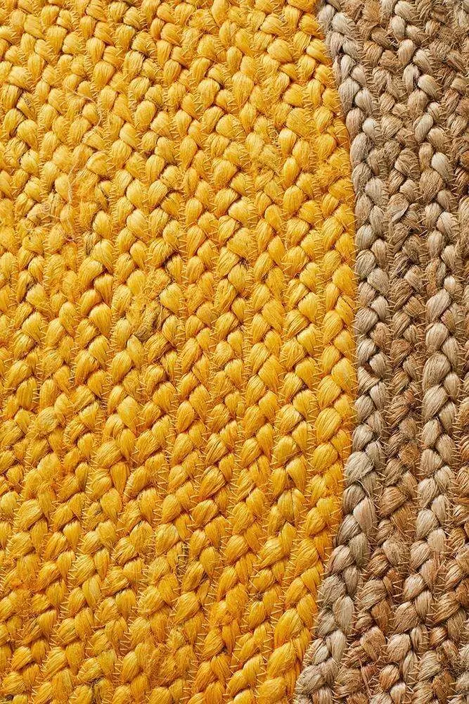 Aniara Yellow