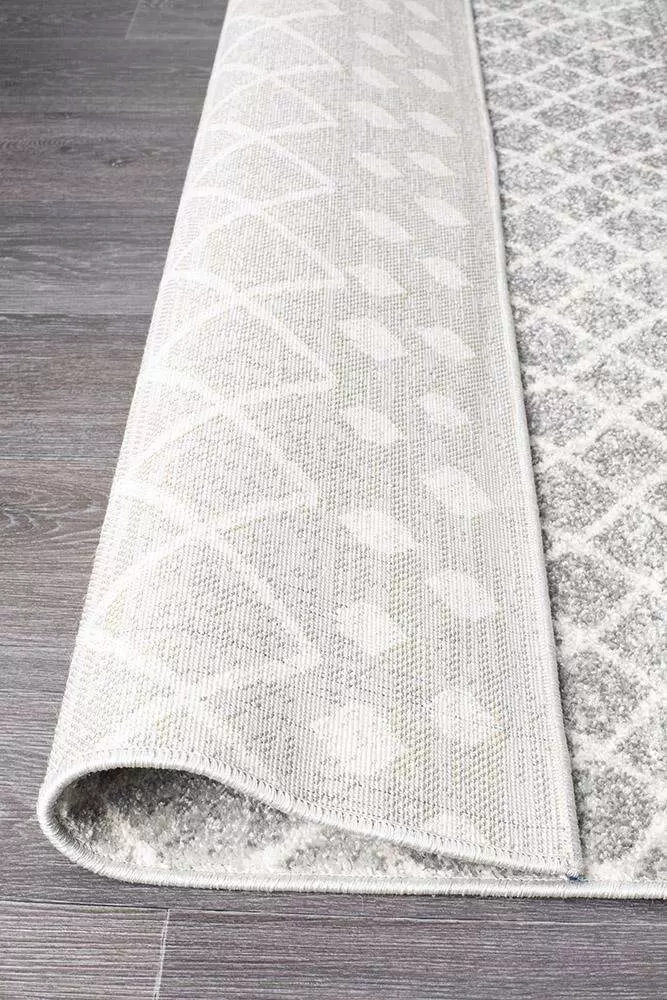 Narcissus 453 Rustic Grey