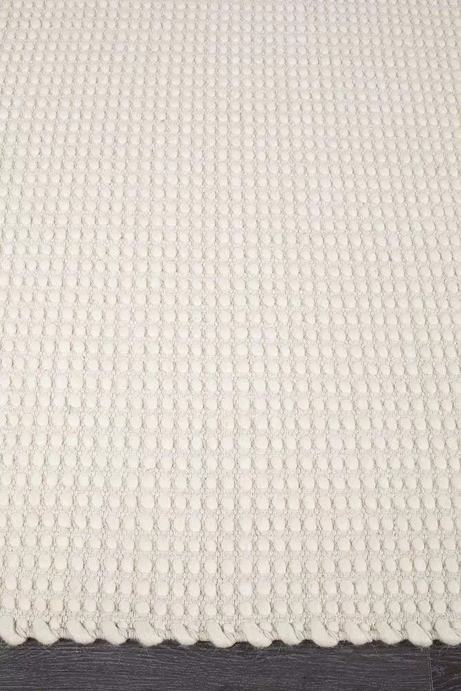 Primrose 300 White Natural